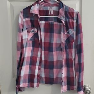 Plaid button  top
